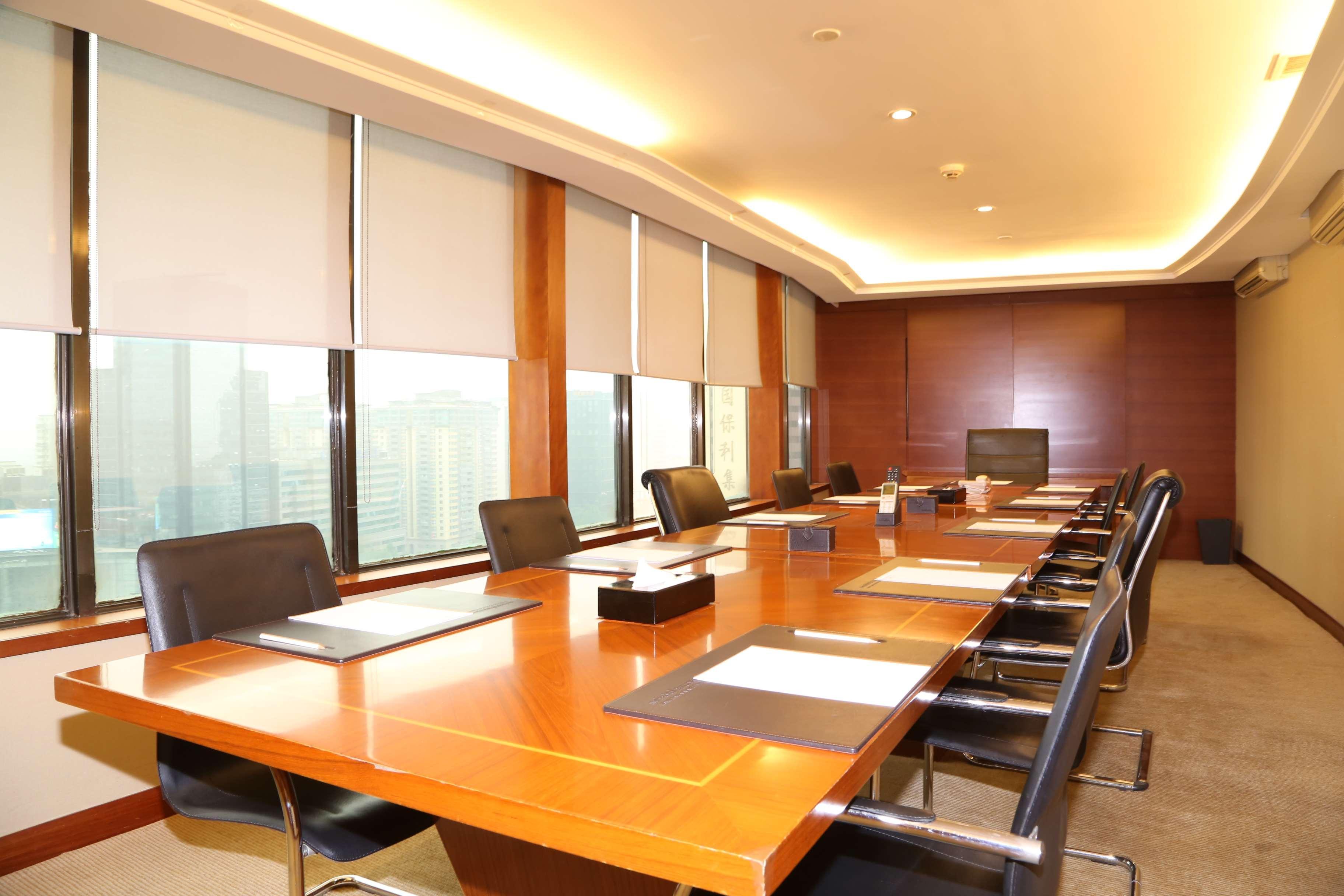 Swissotel Hong Kong Macau Center Hotel 5*